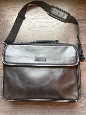 Black Professional Laptop Bag with Shoulder Strap
